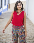 Top Básico de seda Rojo. Imprescindibles para combinar con tus sedas estampadas,